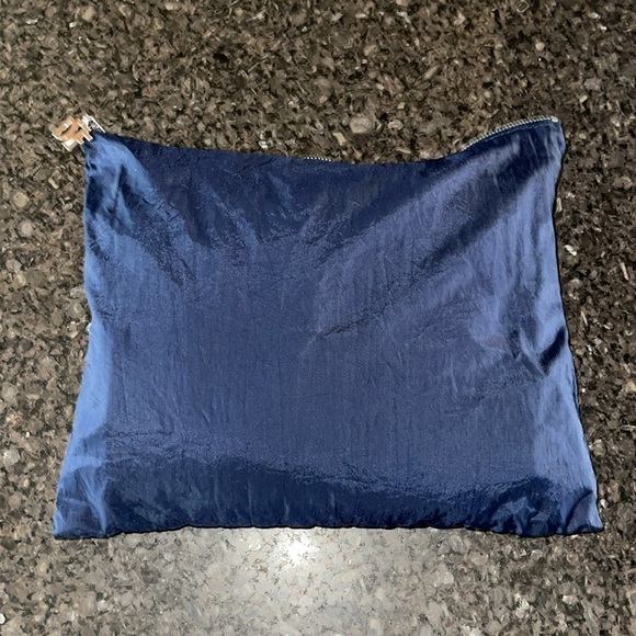 Diane Von Furstenberg Dark Blue Water Resistant Packable Windbreaker - Picture 8 of 8